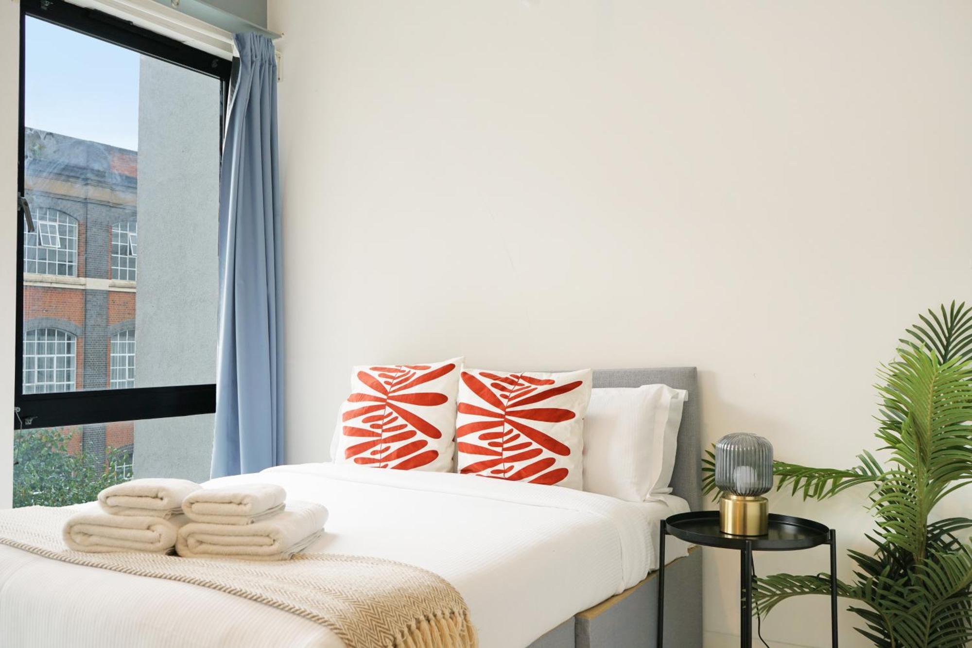 Appartamento Modern Two Bed Londra